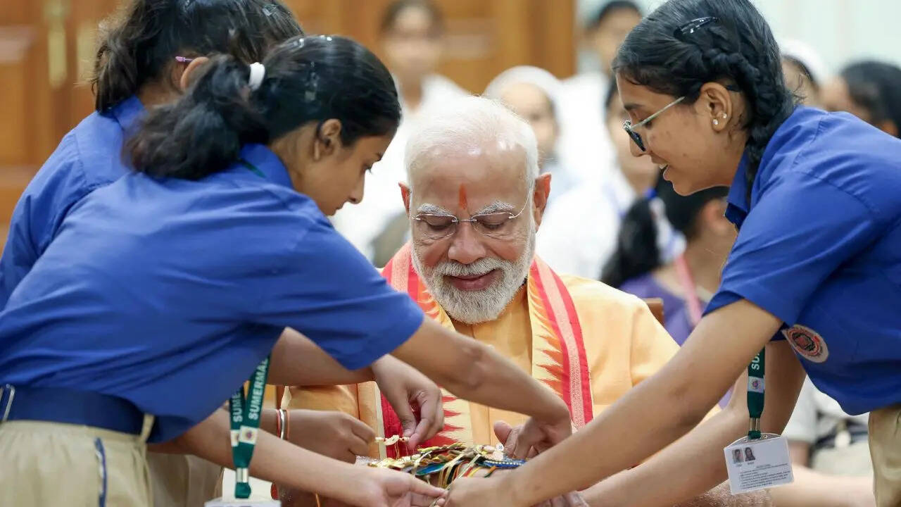 ​​पीएम मोदी ​