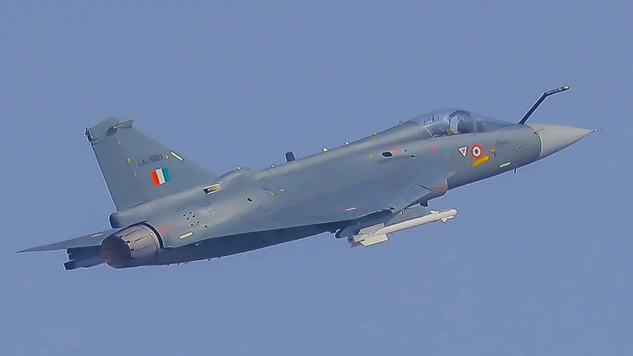 तेजस मार्क-2 वेरिएंट में लगेगा GE-F414 इंजन