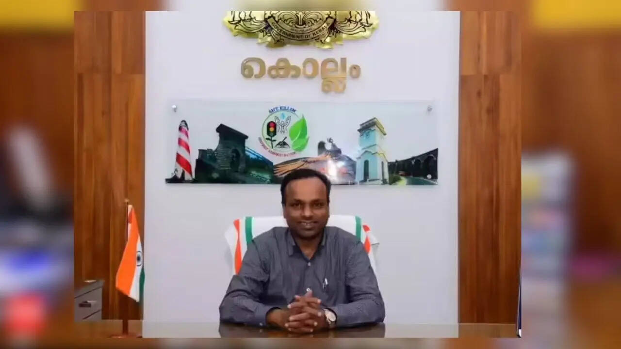 असाधारण प्रदर्शन के लिए मिला प्रमोशन​