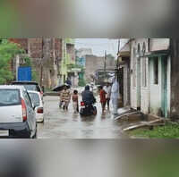 झारखंड में बारिश बनकर बरस रहा मौसम का कहर जमशेदपुर समेत कई जिलों में बाढ़ जैसे हालात देखें वीडियो