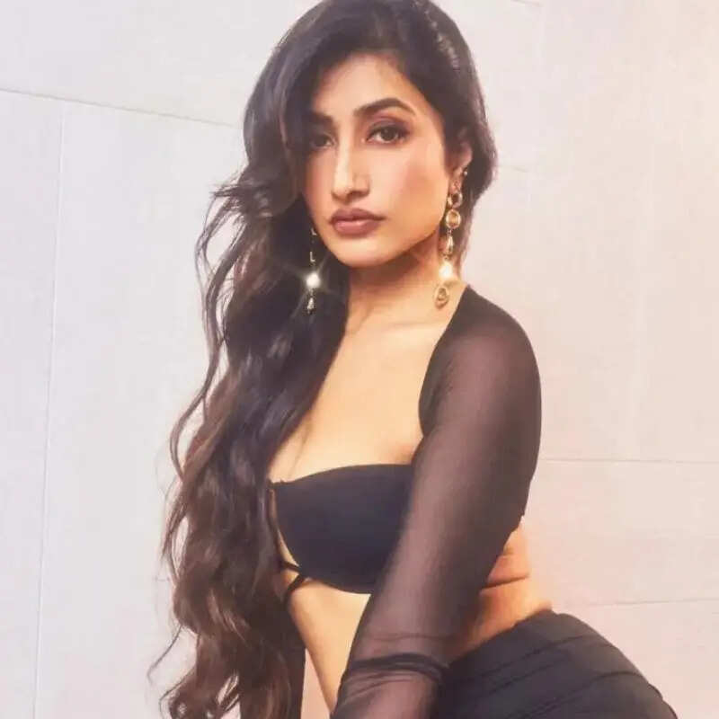 मुसीबत में फंसी धनश्री वर्मा