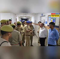 बुलंदशहर में बड़ा हादसा श्रद्धालुओं से भरे ट्रैक्टर को कंटेनर ने मारी जोरदार टक्कर 9 लोगों की मौत