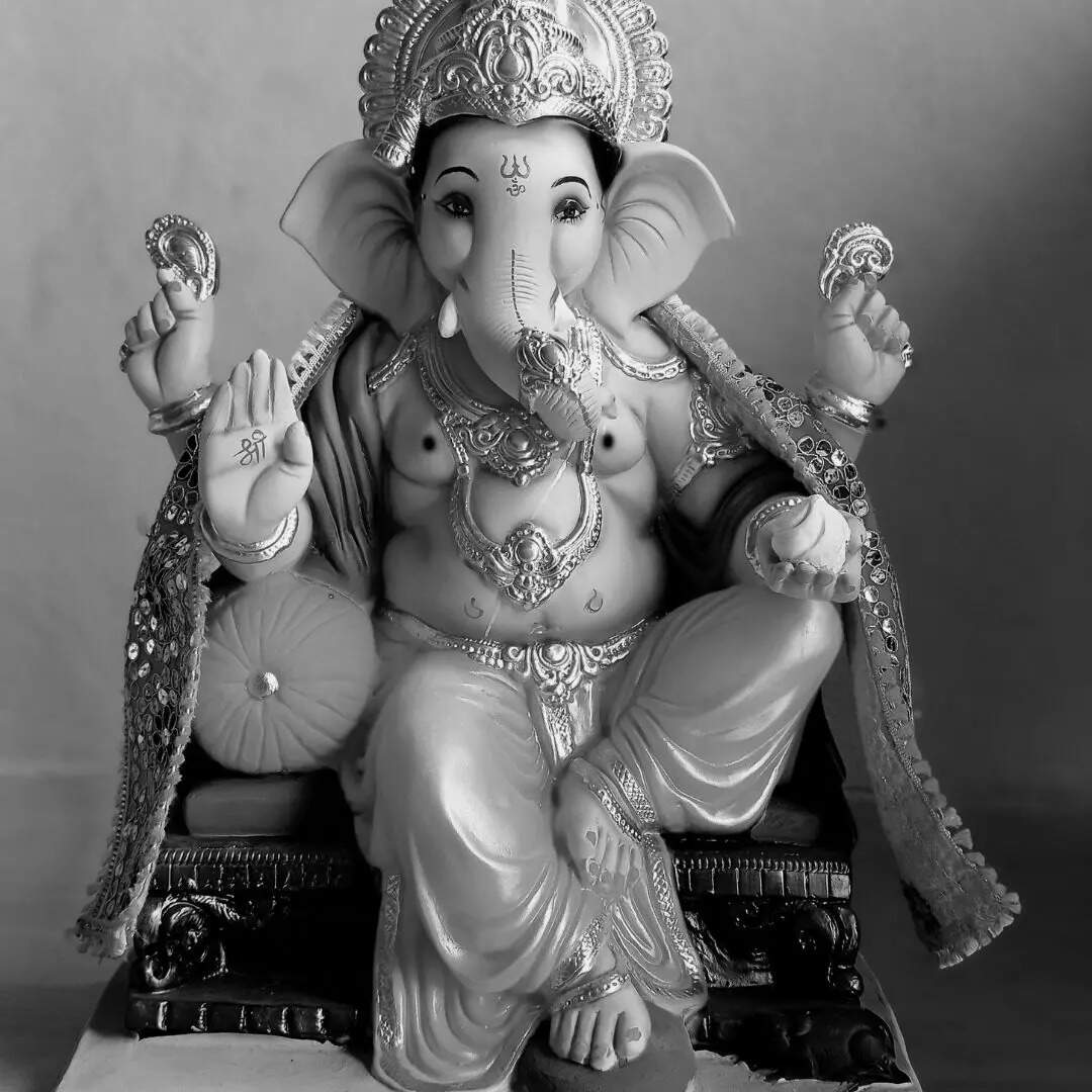 गणपति की कौन सी मुद्रा शुभ होती है