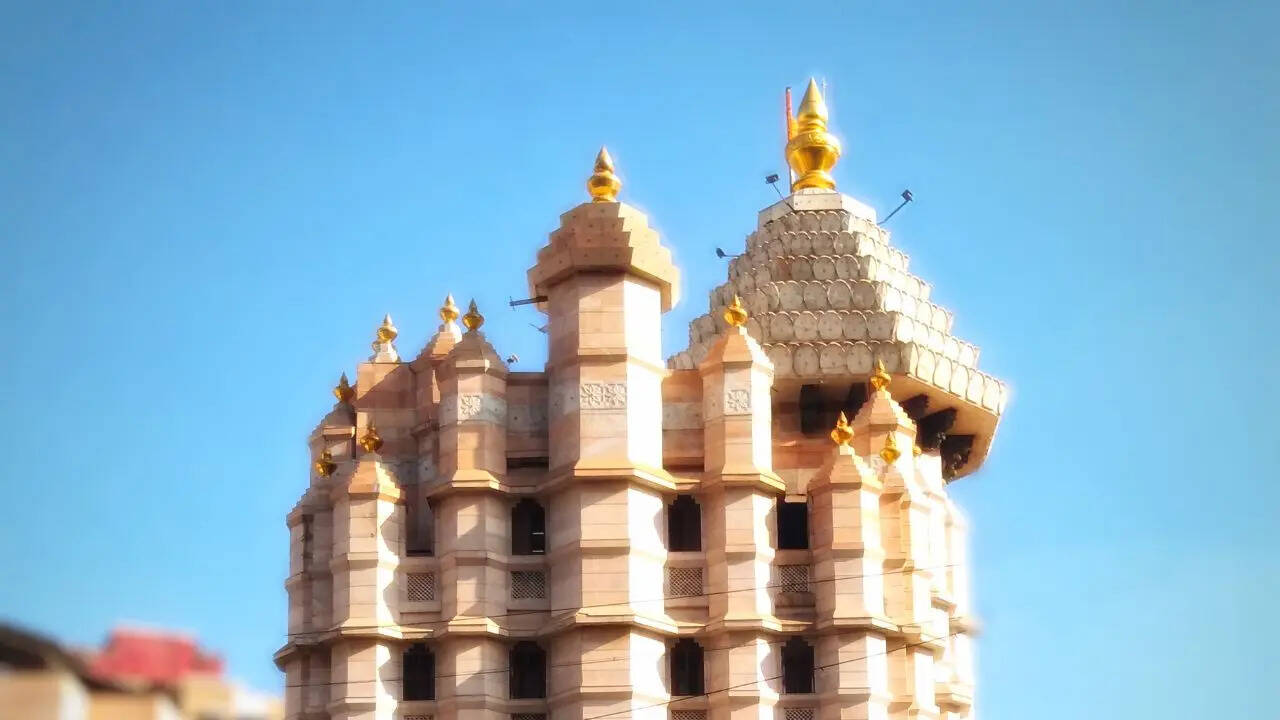 सिद्धिविनायक मंदिर मुंबई