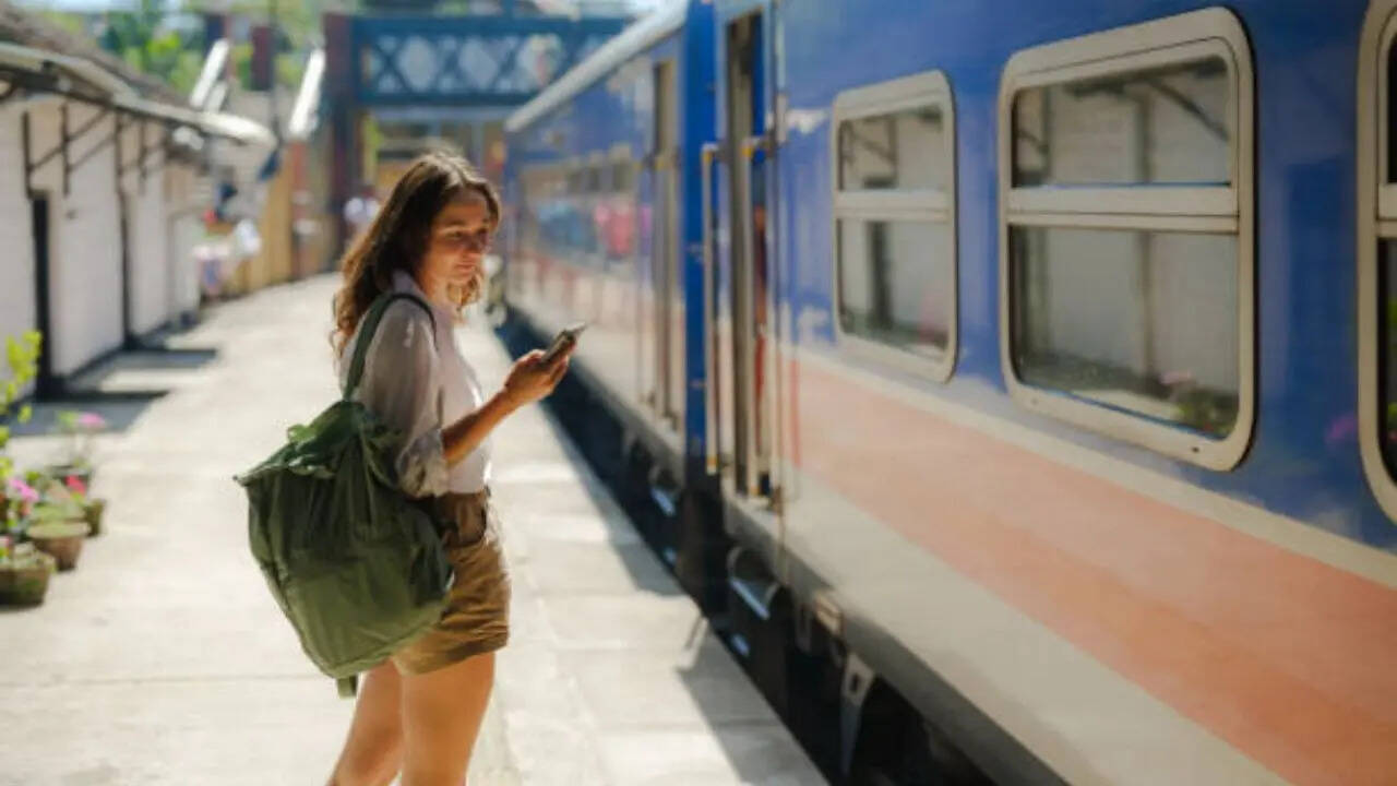 कौन सा है यह रेलवे स्टेशन