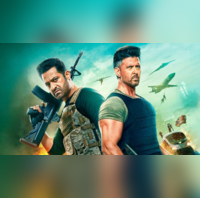War 2 Box office ऋतिक रोशन और जूनियर एनटीआर की फिल्म ने निर्माताओं को किया निराश कमाए कुल कितने करोड़