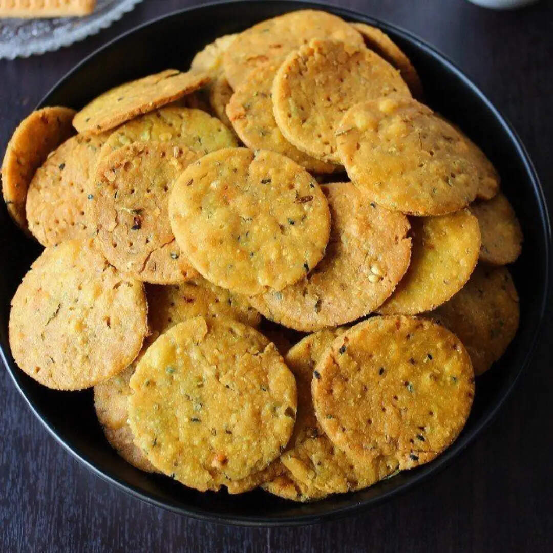मठरी