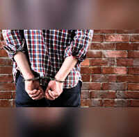 Ghaziabad ट्रॉनिका सिटी में अपराधियों पर पुलिस का जोरदार एक्शन एनकाउंटर में 3 गिरफ्तार