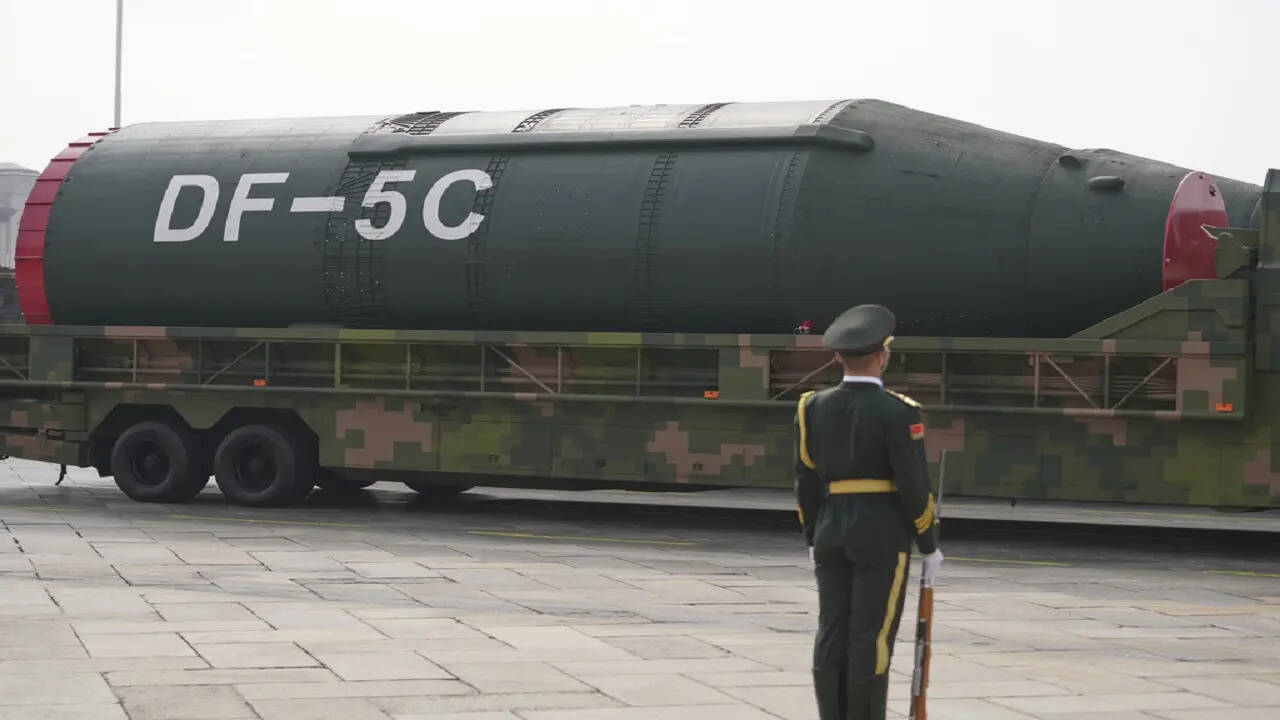 लंबी दूरी की मिसाइल से लेकर DF-61 तक