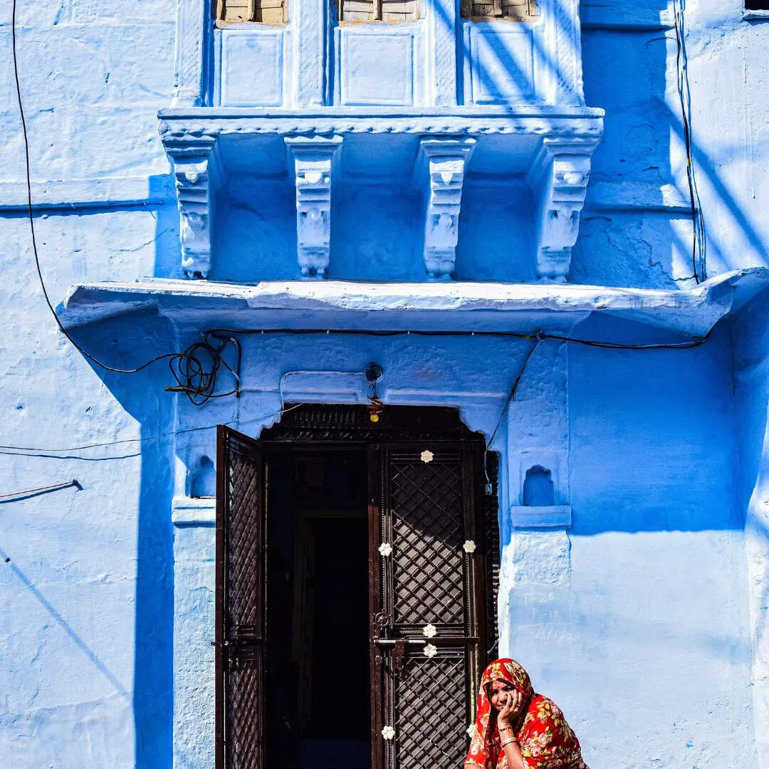 ठहरने की जगह और क्या जरूर करें
