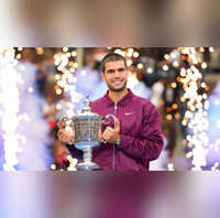 US Open 2025 यानिक सिनर को पटखनी देकर कार्लोस अल्कराज दूसरी बार बने यूएस ओपन चैंपियन छीना वर्ल्ड नंबर वन का भी ताज