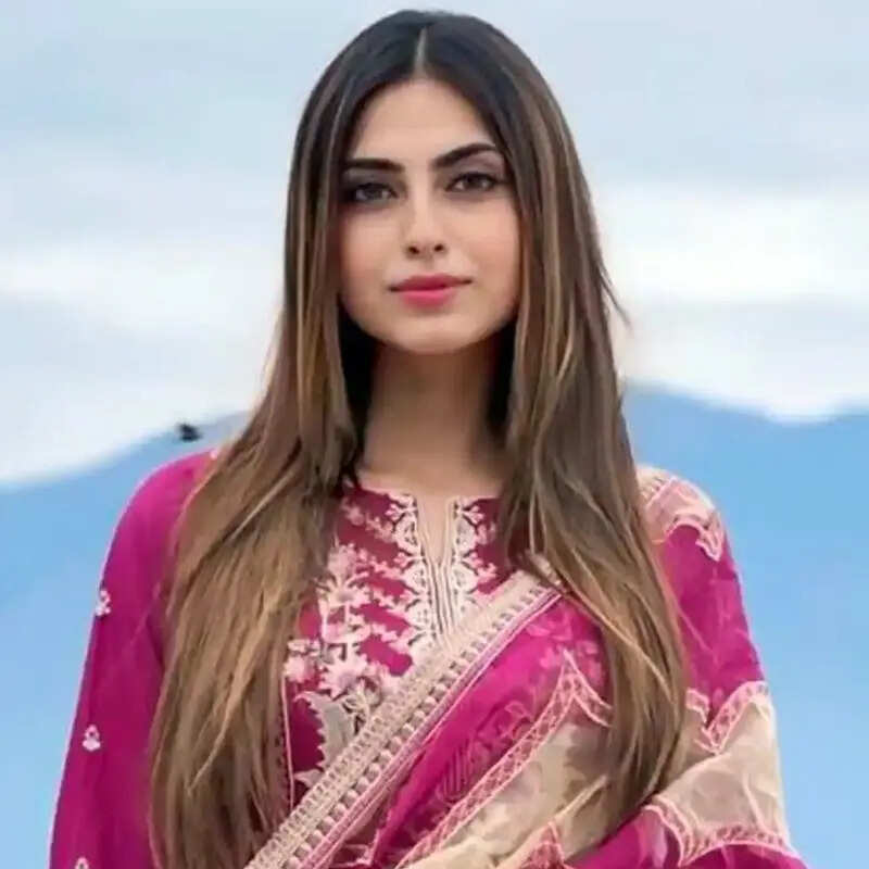 फरहाना भट्ट Farhana Bhatt