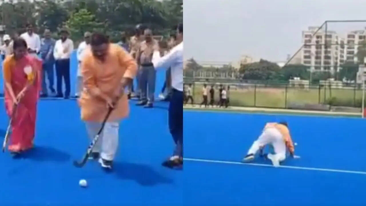 खाली गोल पोस्ट में भी गोल नहीं दाग पाए मंत्री जी
