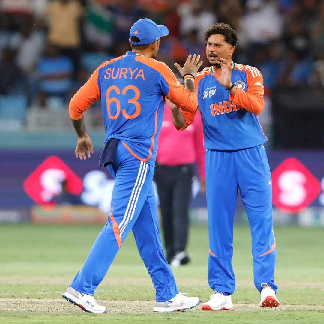 भुवनेश्वर कुमार के नाम है रिकॉर्ड
