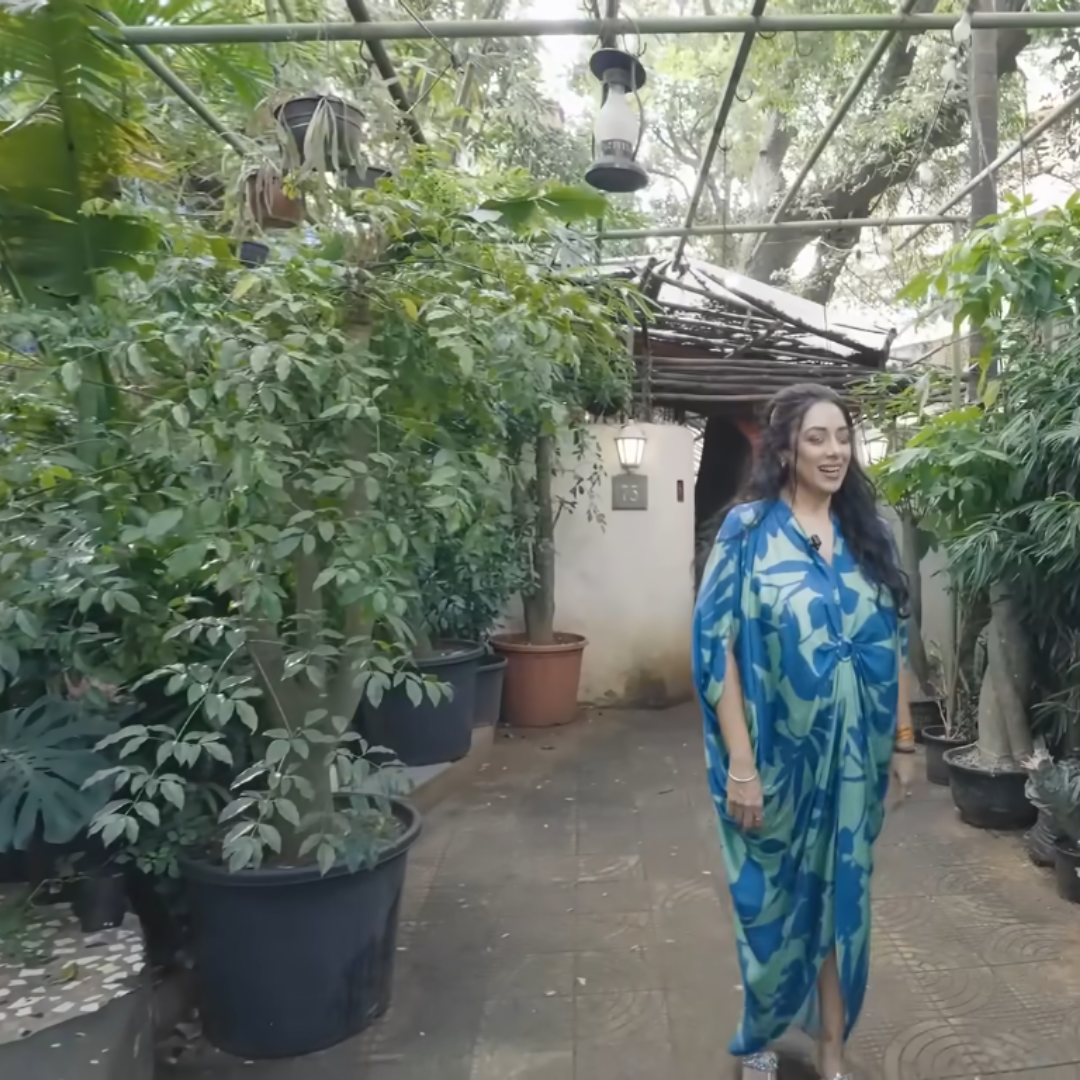 जंगल में रहती हैं रुपाली गांगुली, पति ने प्यार से बनवाया स्वर्ग सा ...