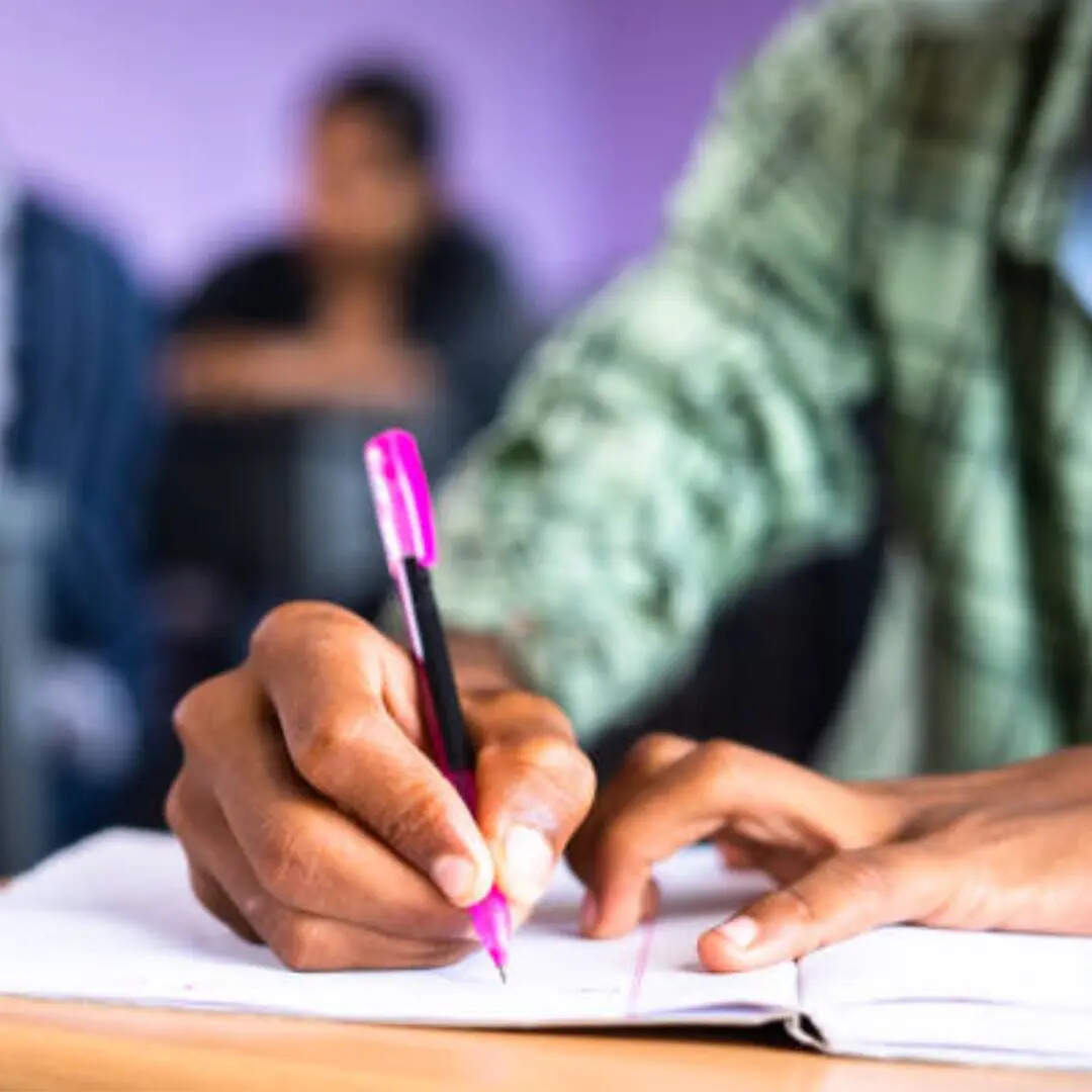 कॉलेज से मिला था प्लेसमेंट