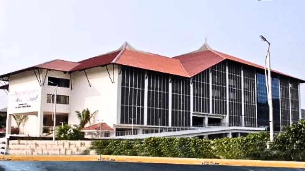 Famous libraries in india biggest library in India bharat ki pramukh ...