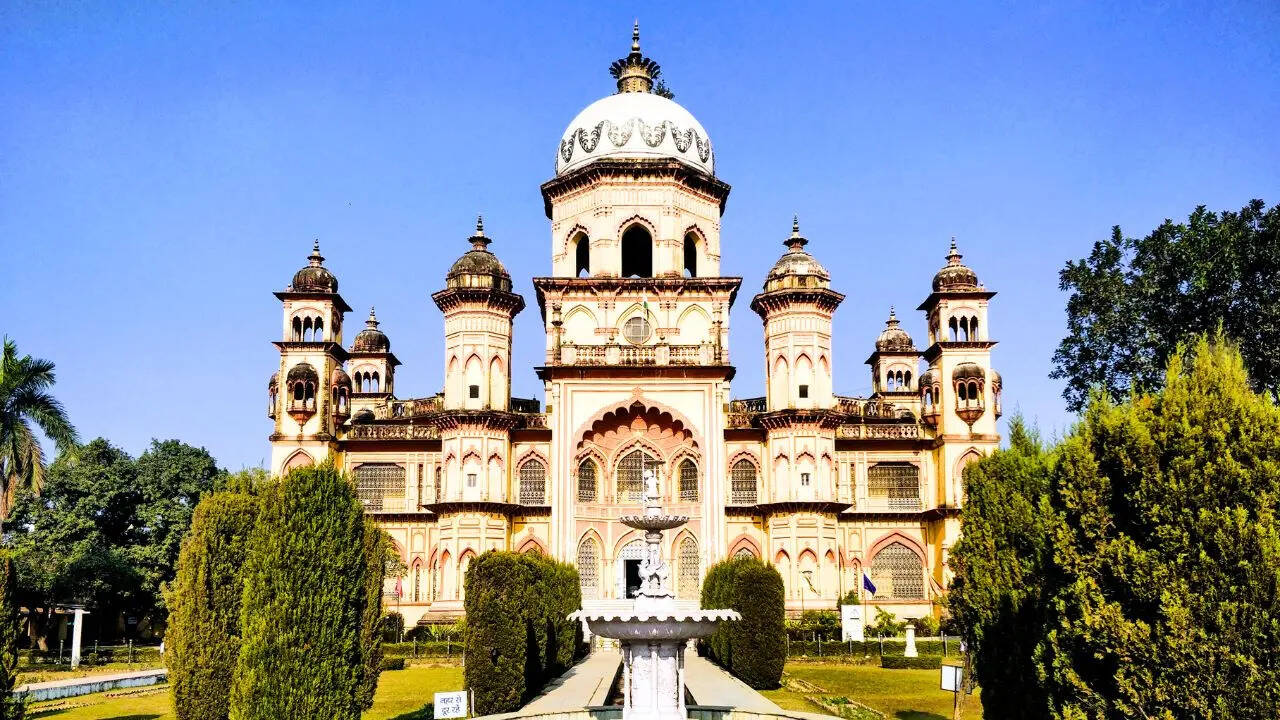 Famous libraries in india biggest library in India bharat ki pramukh ...