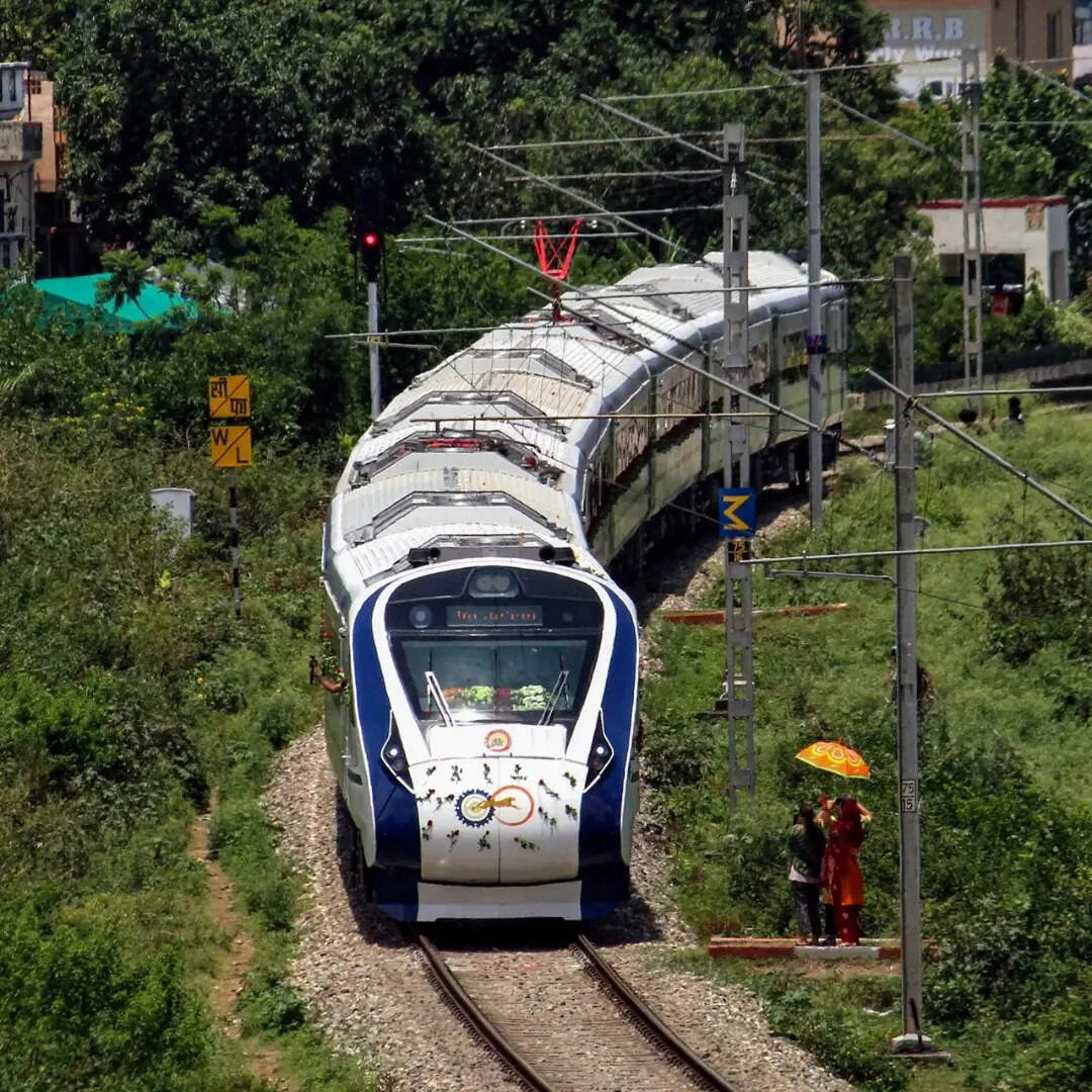 Indian Railways Revised Schedule of Vande Bharat Express Trains see timing