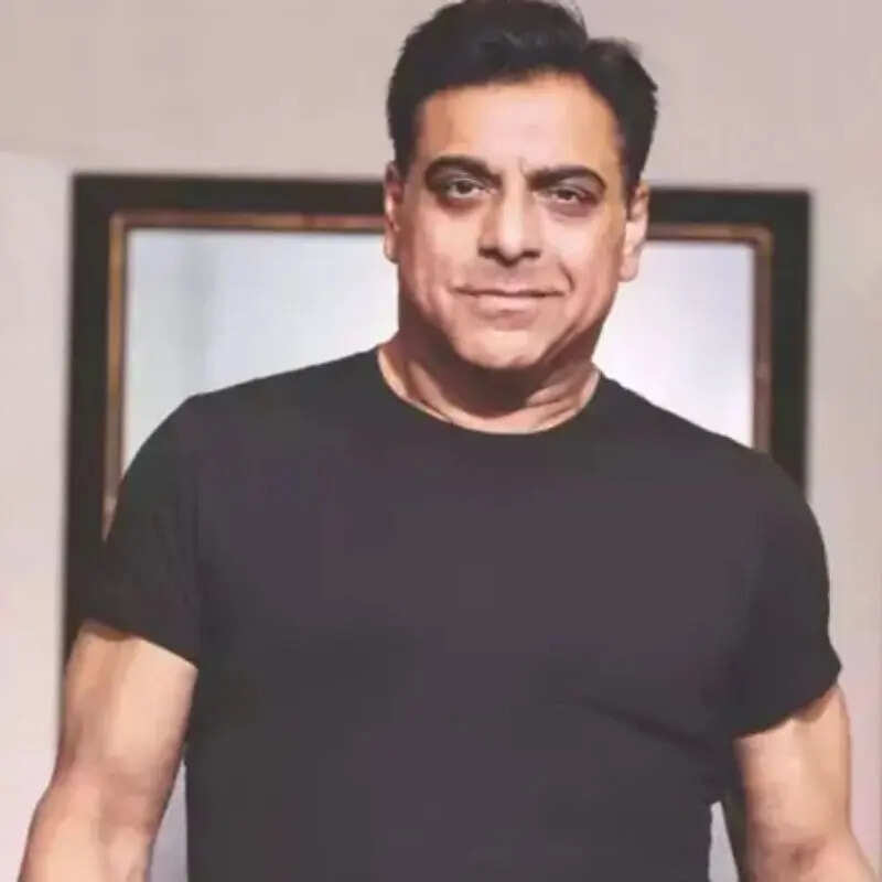 मजाक उड़ाने वाले पर भड़के राम कपूर