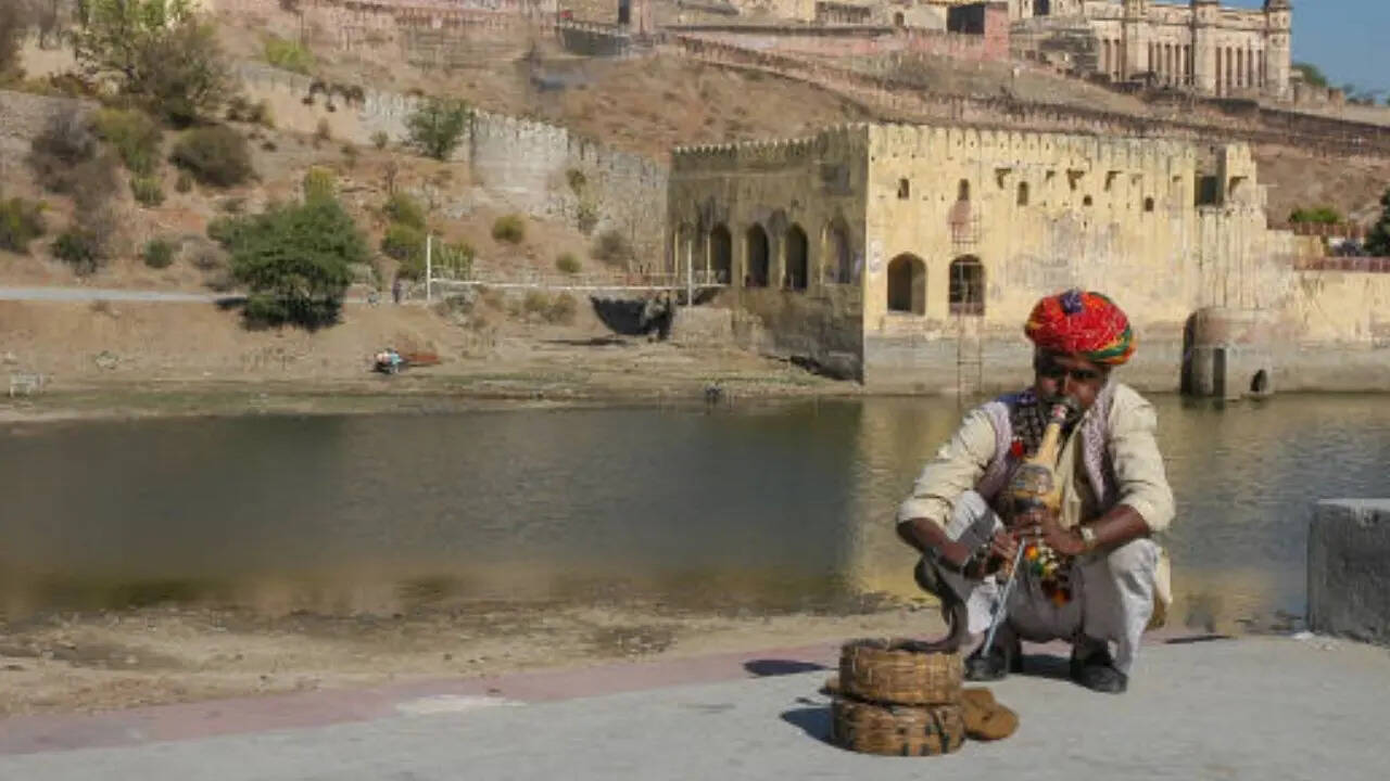 बीन में लगा होता है कांच का टुकड़ा