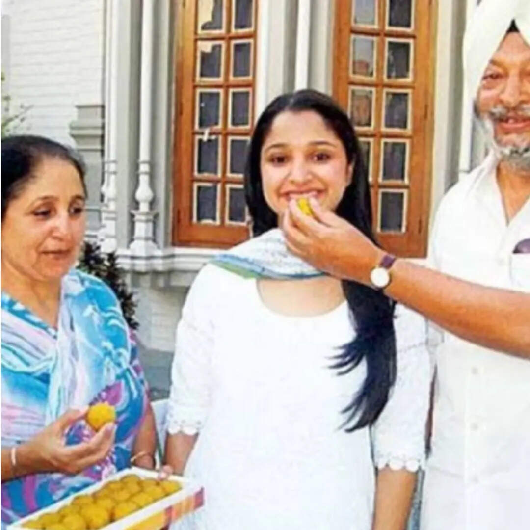 UPSC टॉपर रहीं रुक्मणि रियार 