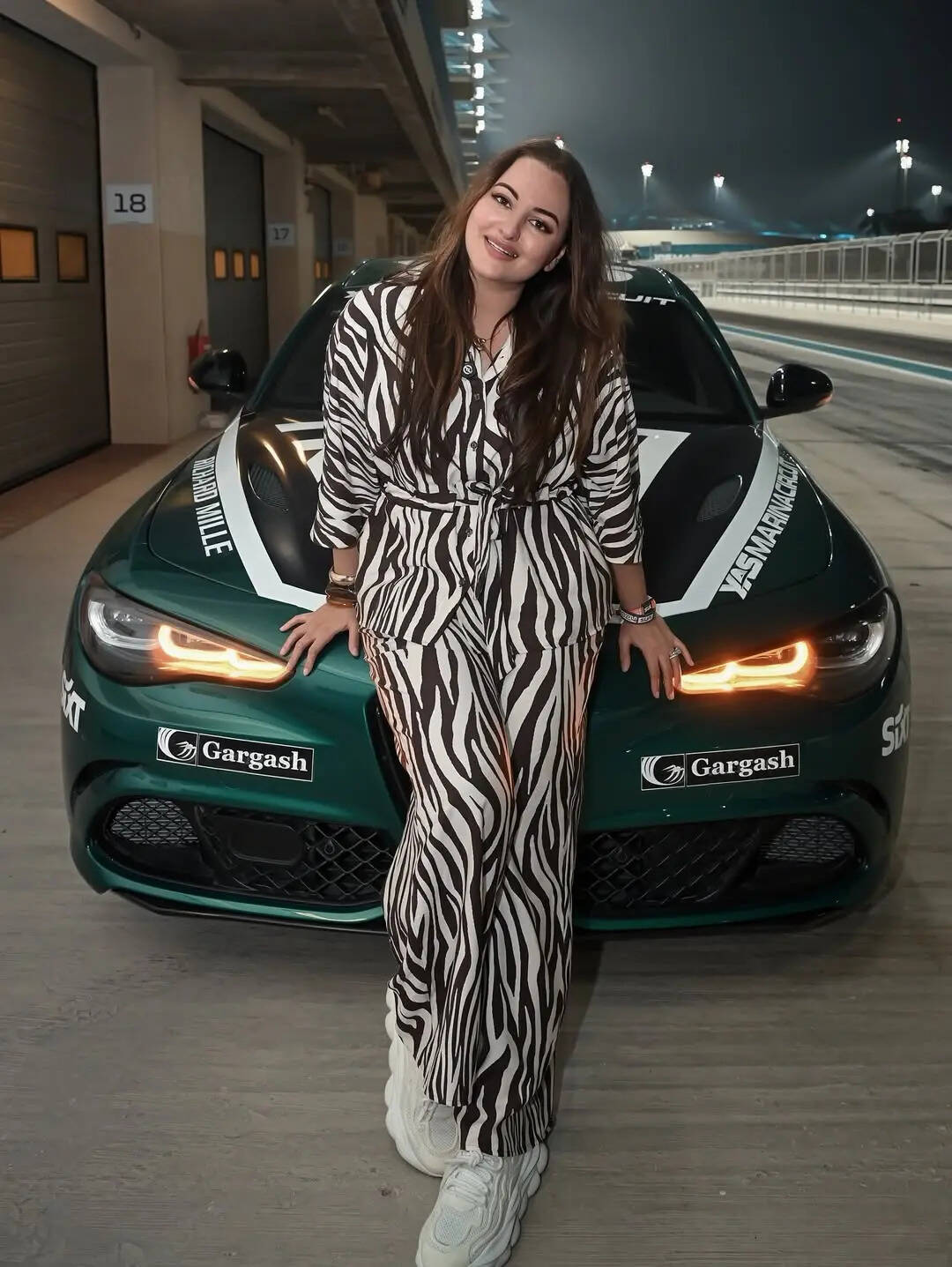 फैंस ने किए कॉमेंट 