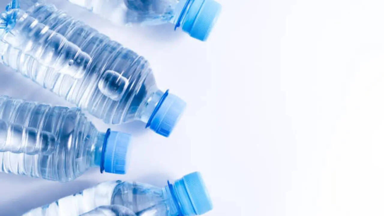 प्लास्टिक का रसायन कर देता है पानी खराब