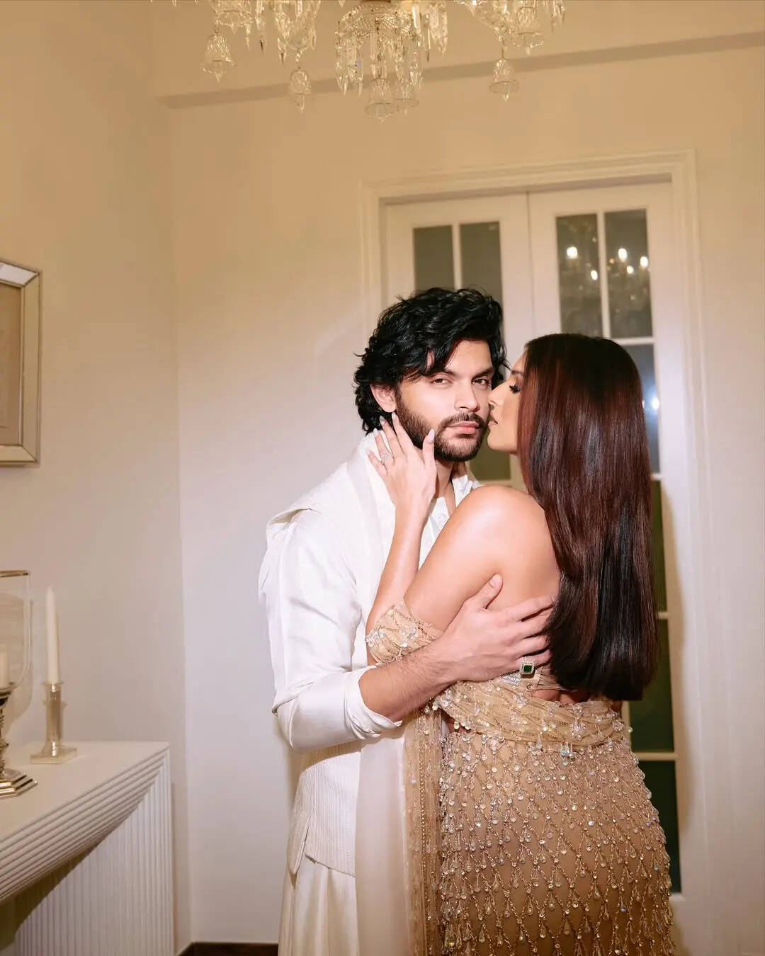 पार्टी के बाद कराया फोटोशूट 