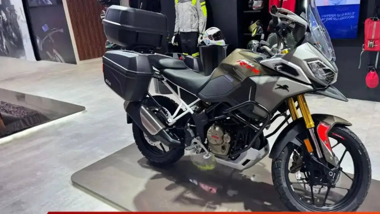 TVS Apache RTX 300- डिजाइन और बिल्ड क्वालिटी