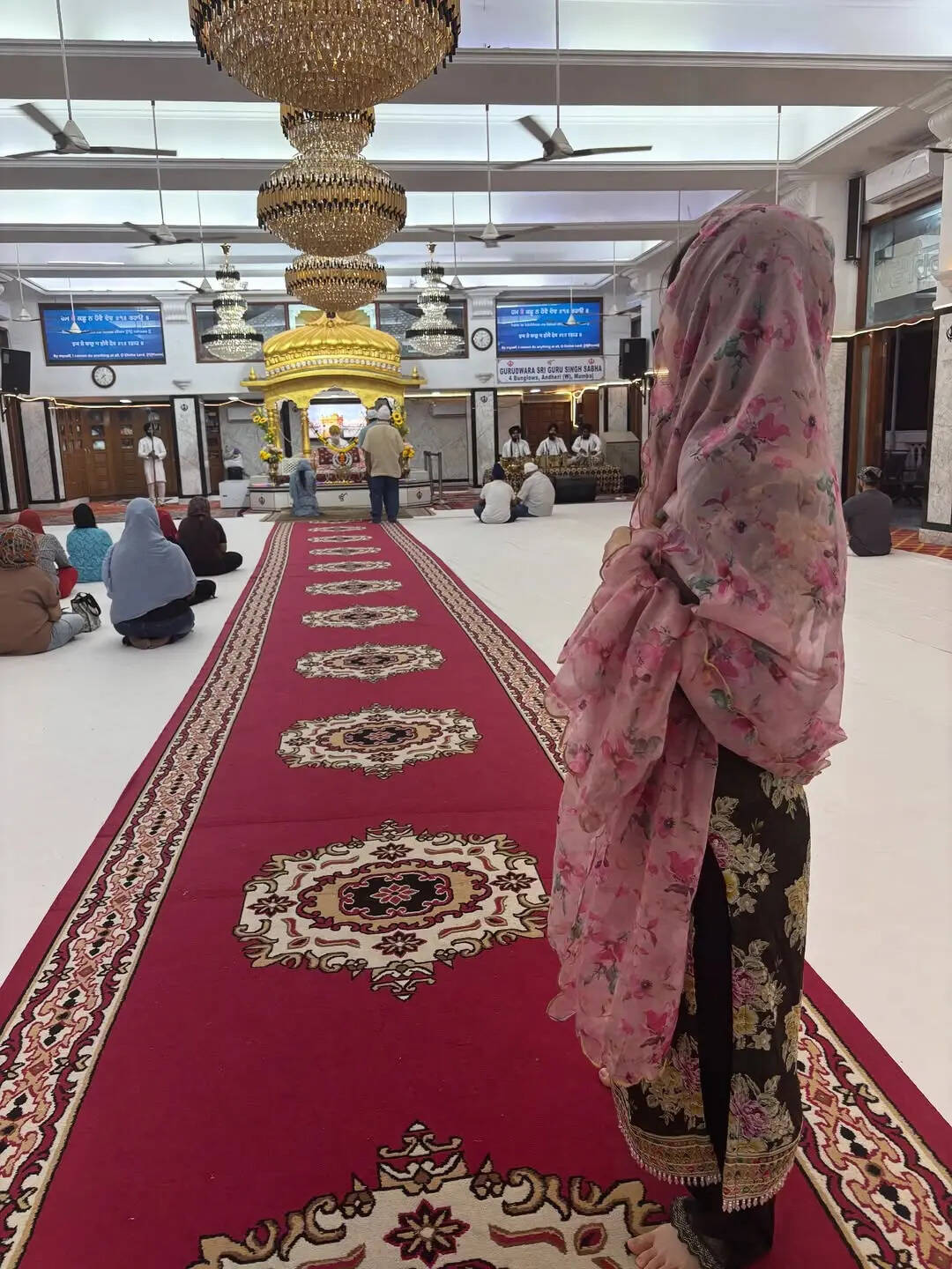 गुरद्वारे गई उर्फी जावेद​