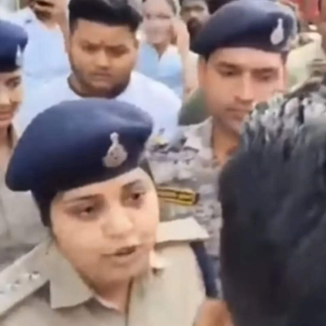 वायरल होने लगा वीडियो