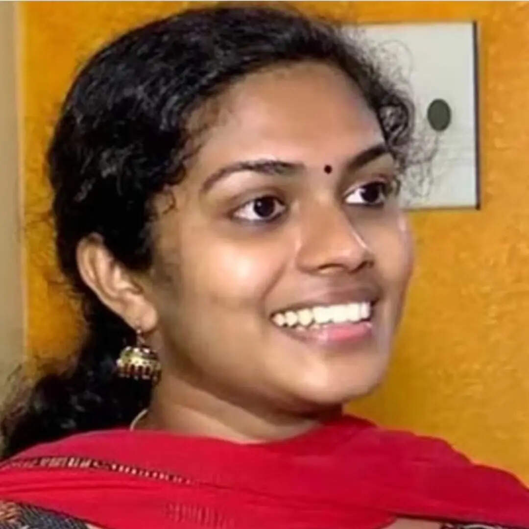 टीसीएस, कोच्चि में मिली थी नौकरी