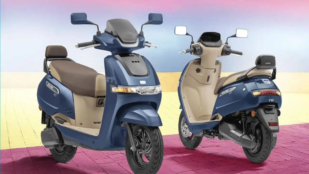 ​4. TVS iQube ST​