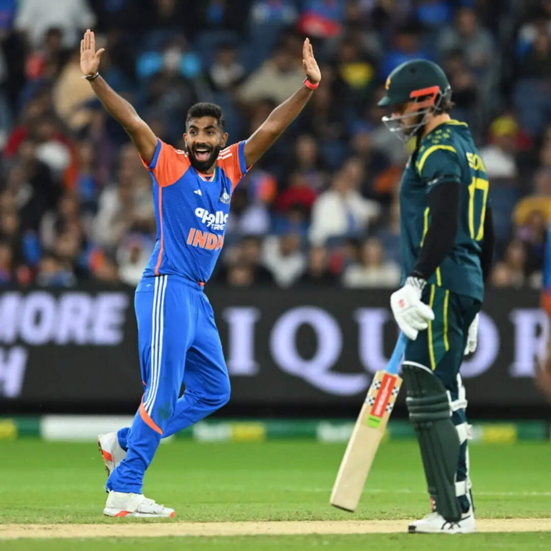 ऑस्ट्रेलिया ने 14 रन में गंवाए 2 विकेट