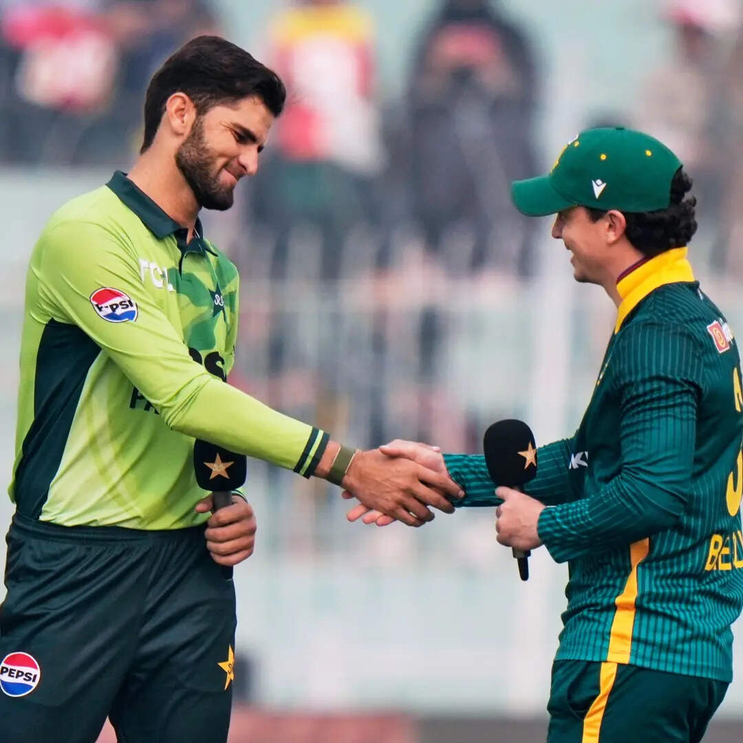 अफरीदी की कप्तानी जीत के साथ शुरू