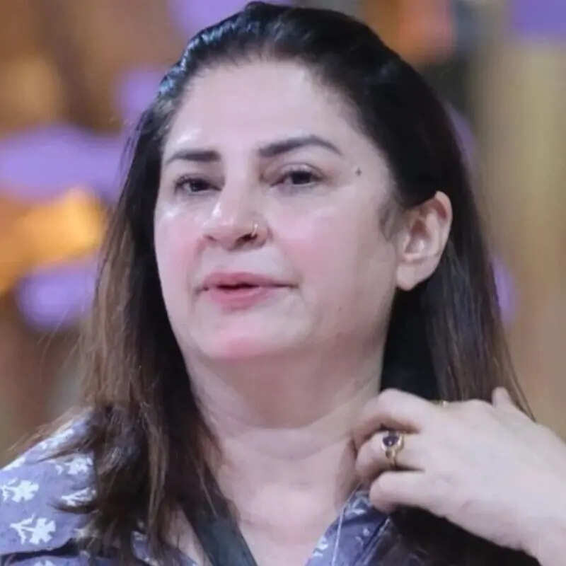अभिषेक बजाज की बहन ने कुनिका सदानंद को बताया 'बेशर्म'