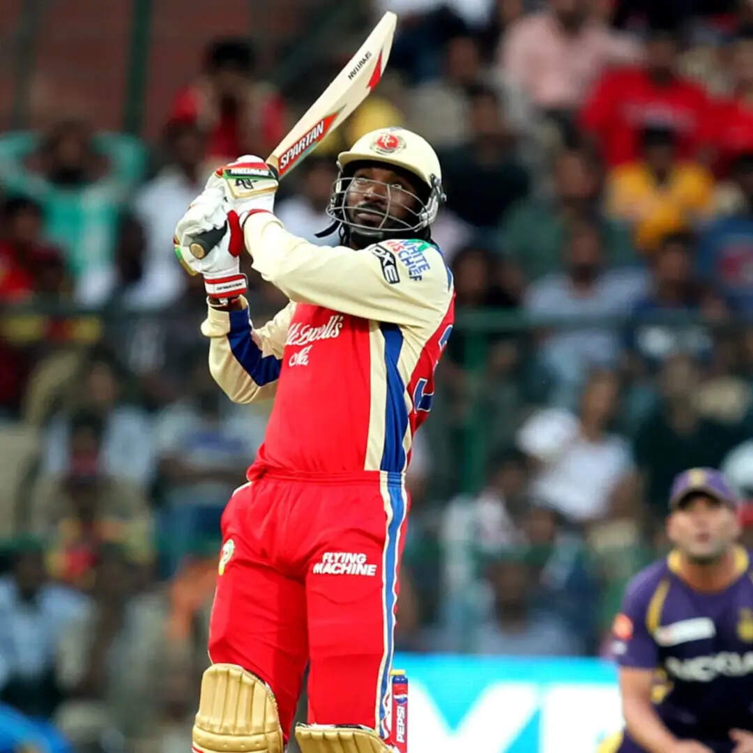 टॉप पर क्रिस गेल