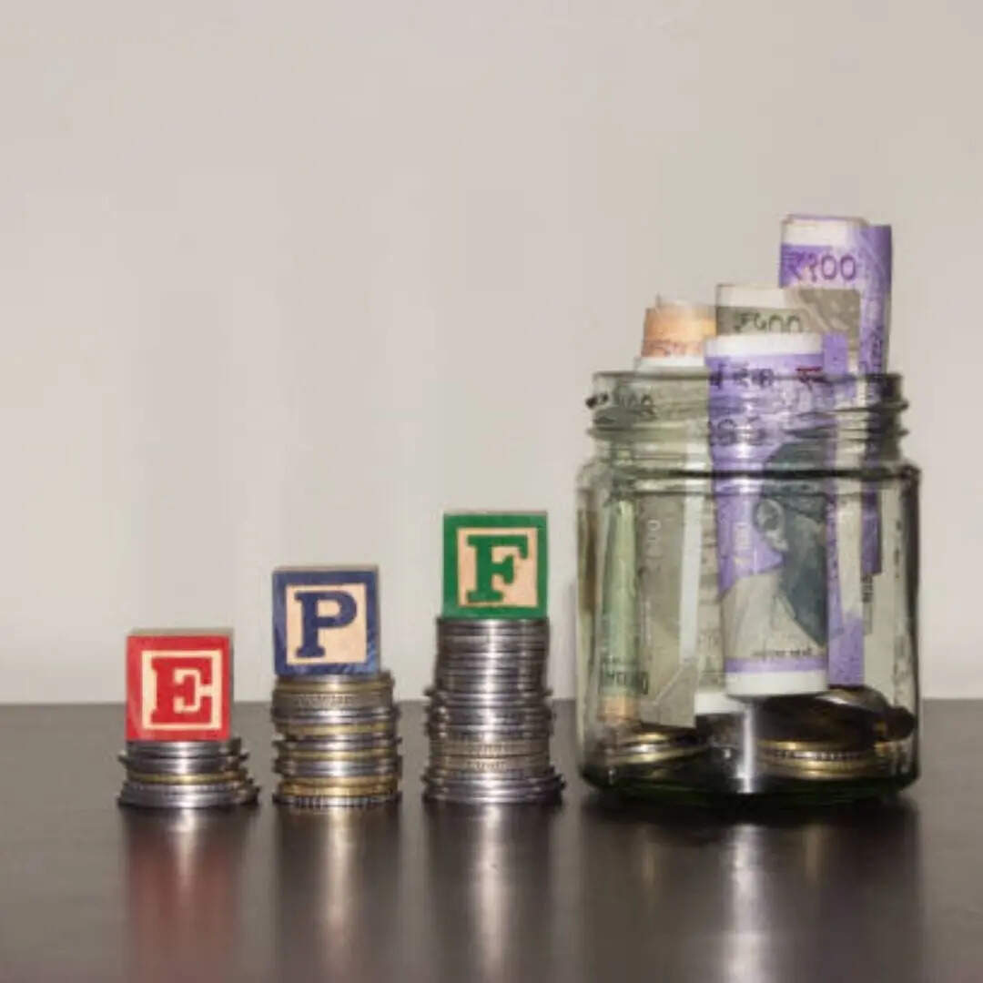 ​मिस्ड कॉल से EPF बैलेंस जानें​