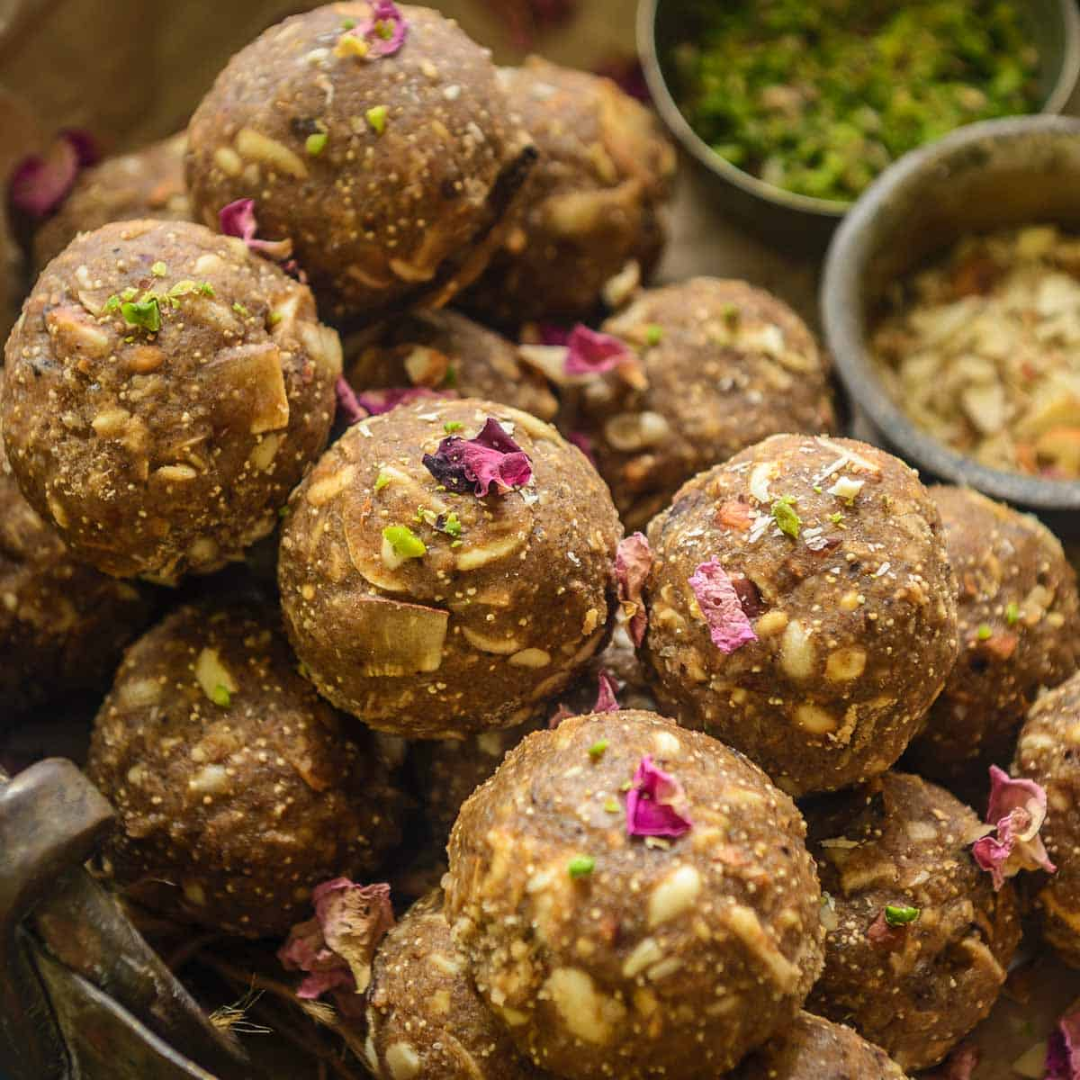 गोंद के लड्डू