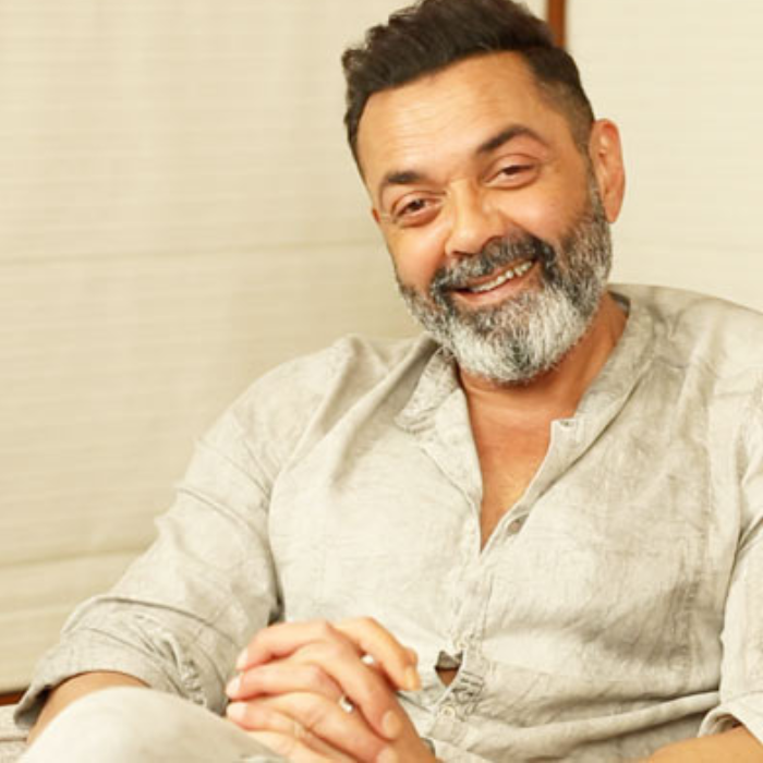 Bobby Deol का मैच्योर लुक है लोगों के बीच फेमस