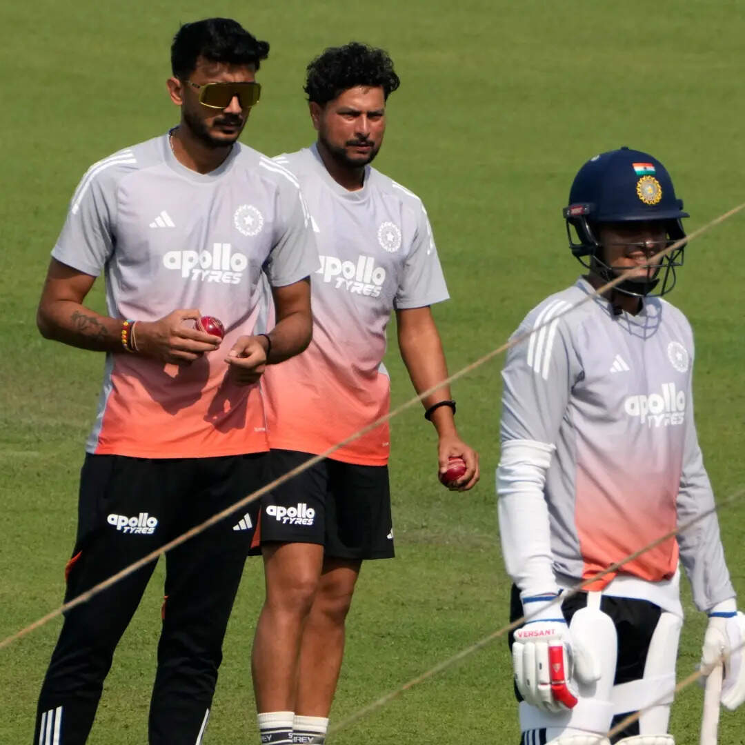 भारत ने चार स्पिनर्स उतार दिए