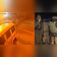 Nowgam Blast नौगाम पुलिस थाने के अंदर भीषण धमाका 9 की मौत दूर तक सुनाई दी धमाके की आवाज गाड़ियों में लगी आग Video