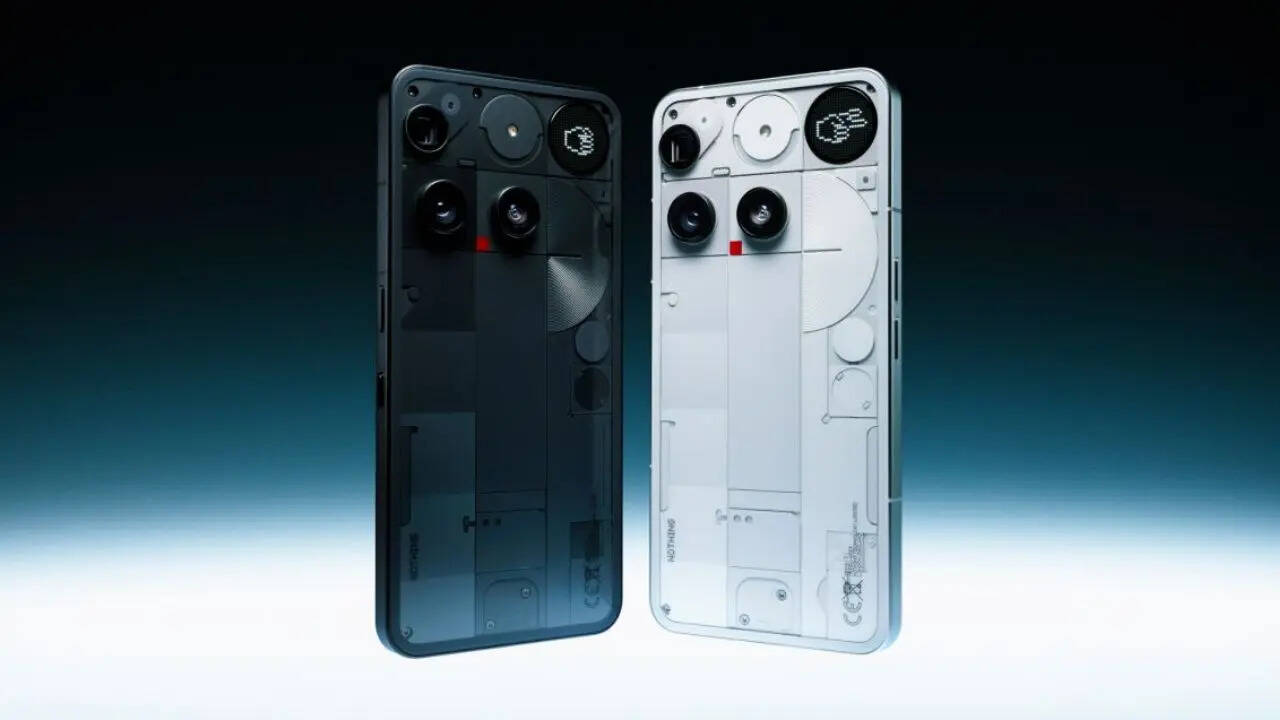 ​Nothing Phone 3 (₹59,999)
