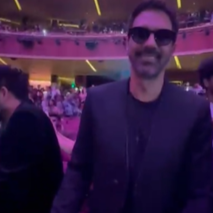 Arjun Rampal ने ब्लैक सूट में बिखेरे जलवे