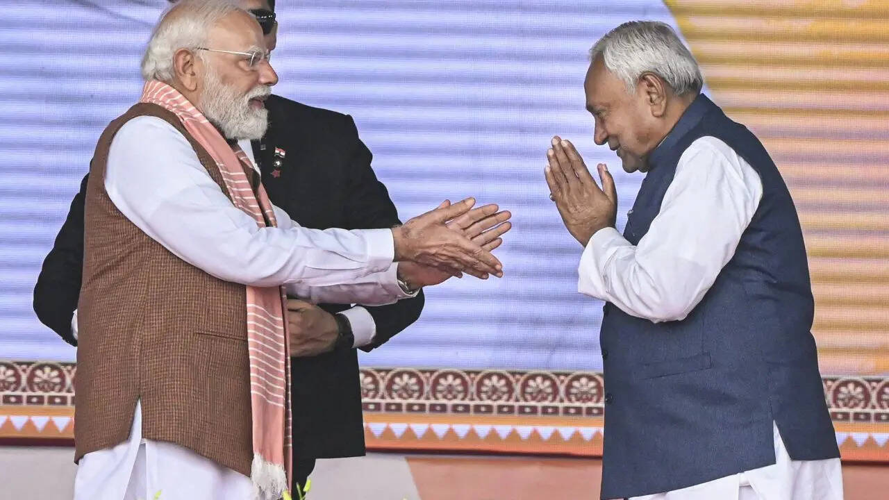 नीतीश कुमार ने रचा इतिहास