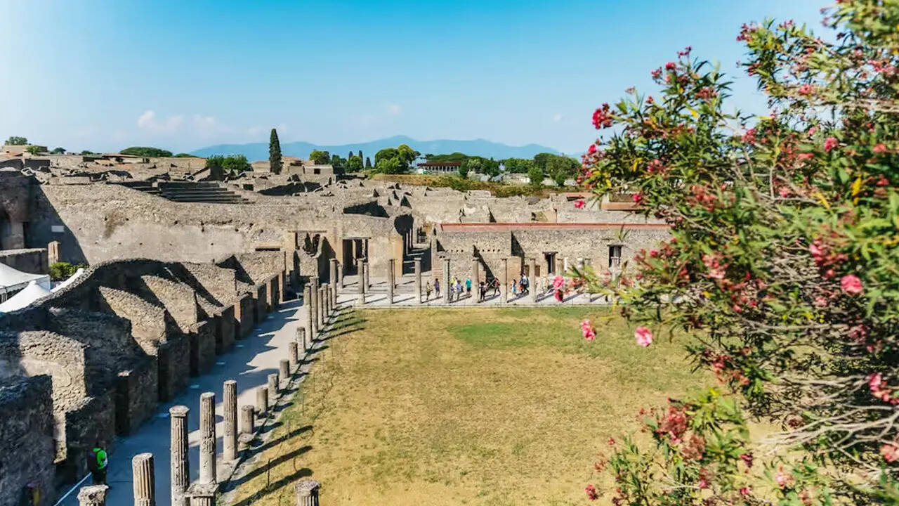 रोमन साम्राज्य में झांकने की खिड़की