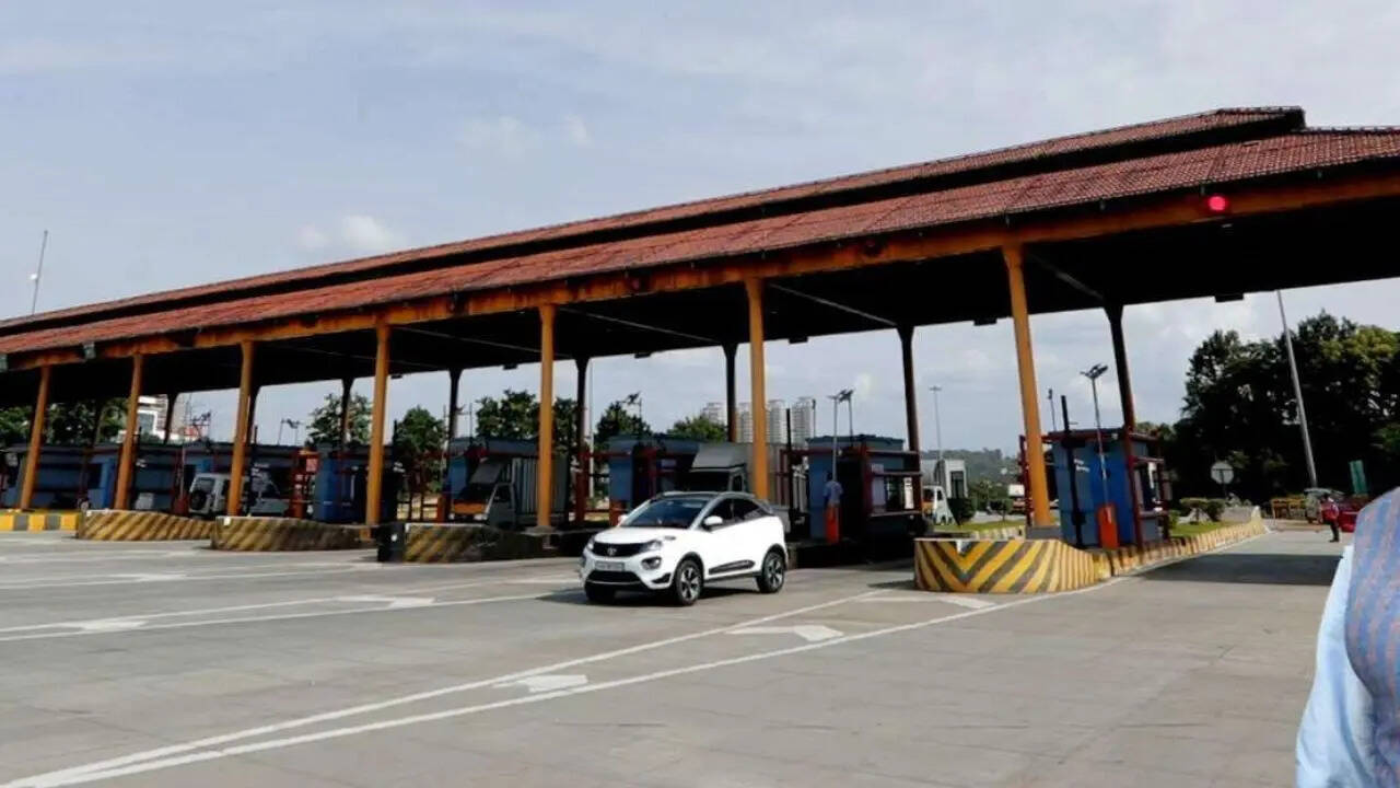 गलत FASTag कटौती पर रिफंड कैसे लें