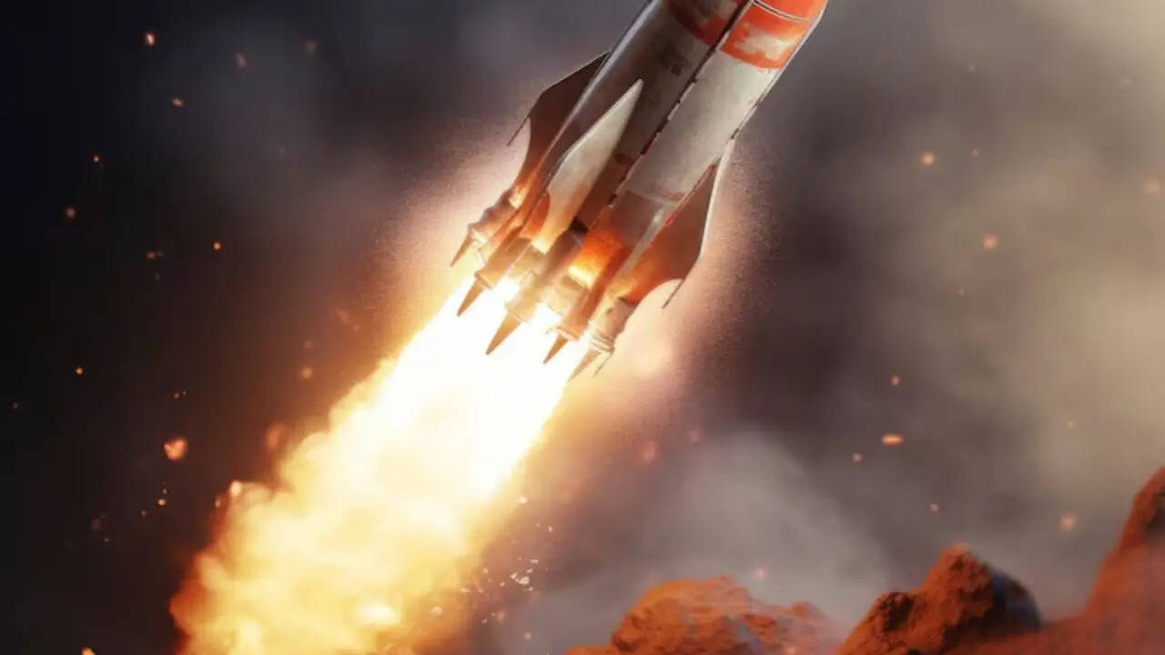 <strong>4. LGM-30G Minuteman III (यूनाइटेड स्टेट्स)</strong><strong>Minuteman</strong> III अमेरिका का इकलौता जमीन पर चलने वाला ऑपरेशनल ICBM है और 1970 के दशक में इसके आने के बाद से इसे लगातार अपग्रेड किया जा रहा है। लगभग 13,000 km की रेंज और तीन MIRVs पहुंचाने की क्षमता के साथ, इसे अमेरिका के कई राज्यों में मजबूत साइलो में रखा गया है। एक अगली पीढ़ी का रिप्लेसमेंट प्रोग्राम, LGM-35A सेंटिनल, चल रहा है।