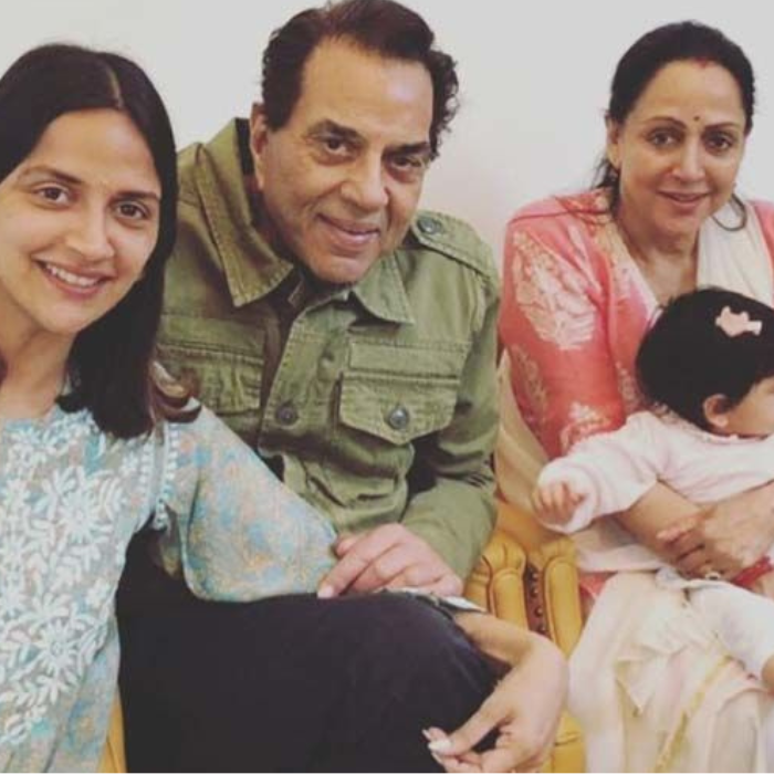 Ahana Deol ने दिया था जुड़वां बेटियों को जन्म